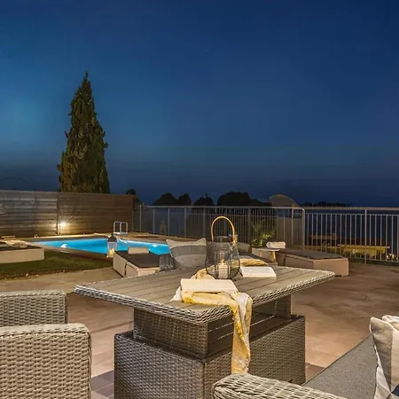 Casa De Sun With Seaview Pool