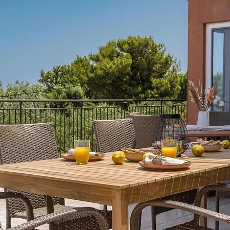 Villa Casa De Sun With Seaview Pool